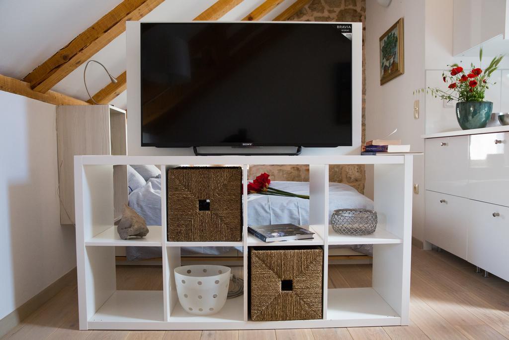 City Walls Hostel Dubrovnik Bagian luar foto