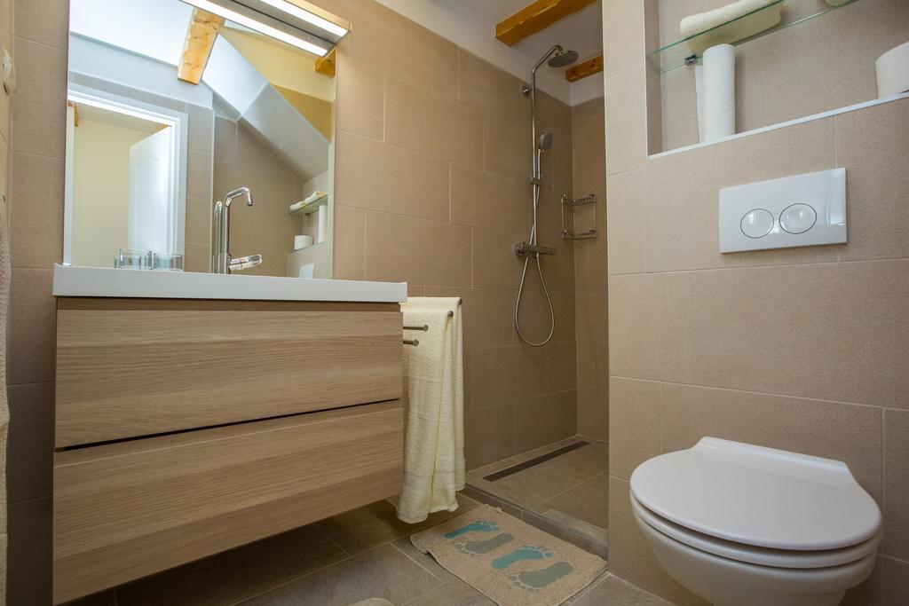 City Walls Hostel Dubrovnik Bagian luar foto