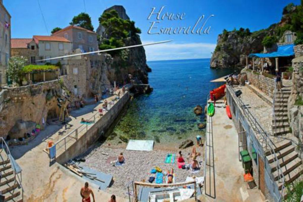 City Walls Hostel Dubrovnik Bagian luar foto